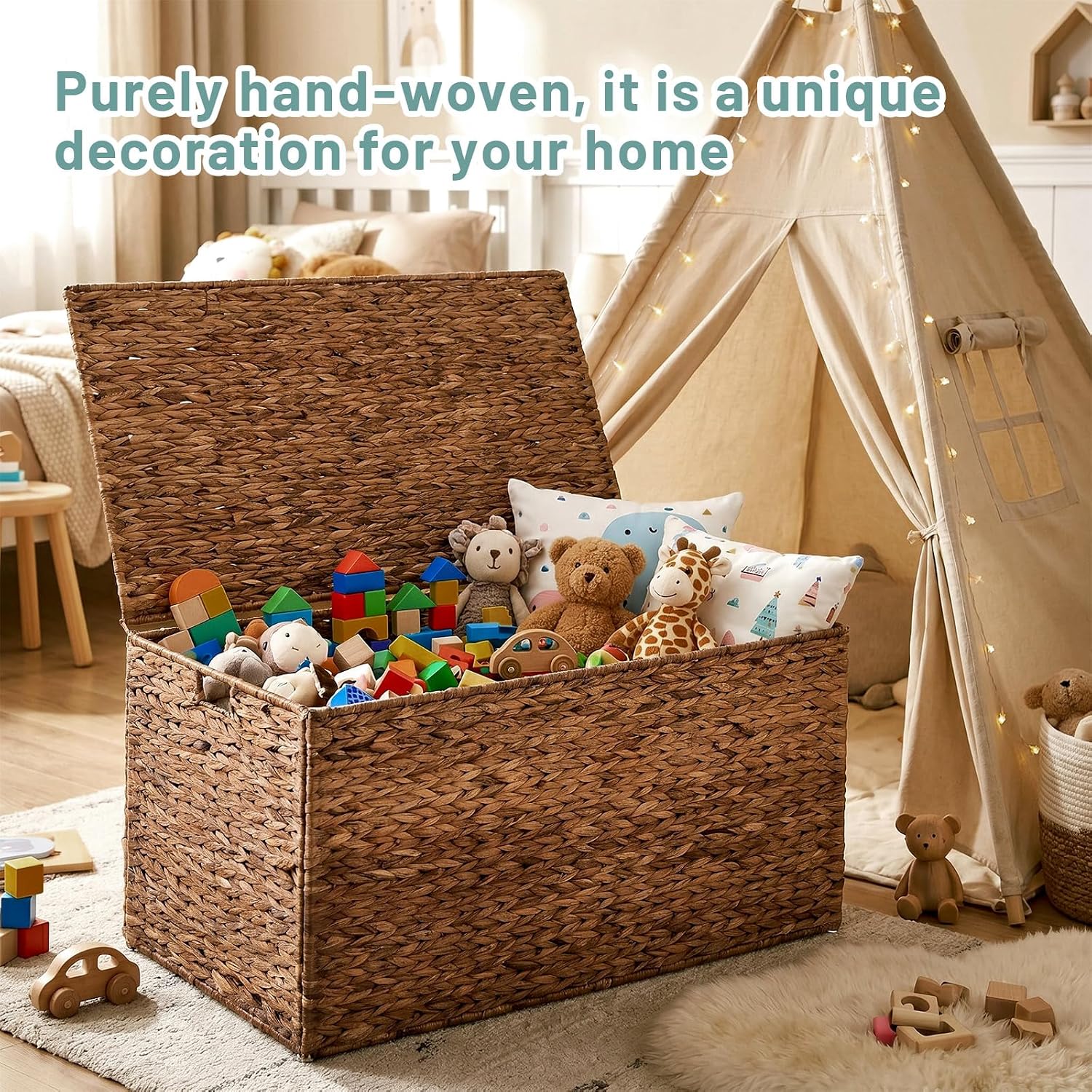 Brown Large Water‑Hyacinth Wicker Storage Trunk
